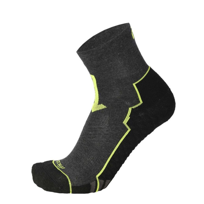 Mico Socks Active Travel Mid Weight 166
