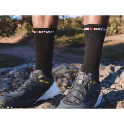 Compressport Pro Racing Socks V4.0 Trail black | calze running